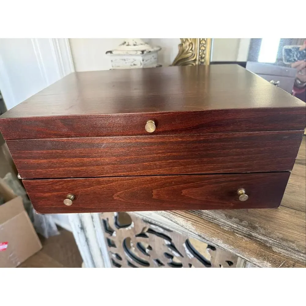 Reed & Barton Richmond Silverplate Service for 12 Flatware w/ Chest - Excellent - Picture 2 of 9